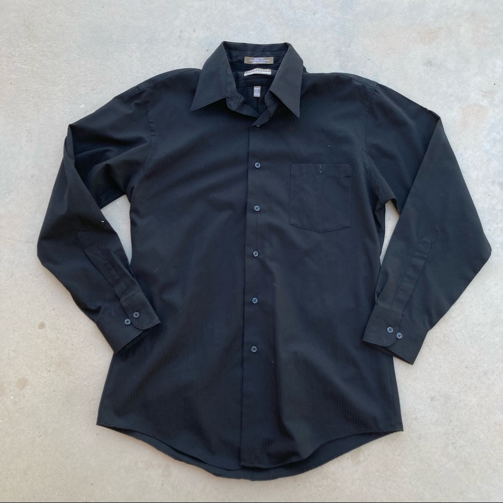 Van Heusen long sleeve dress shirt